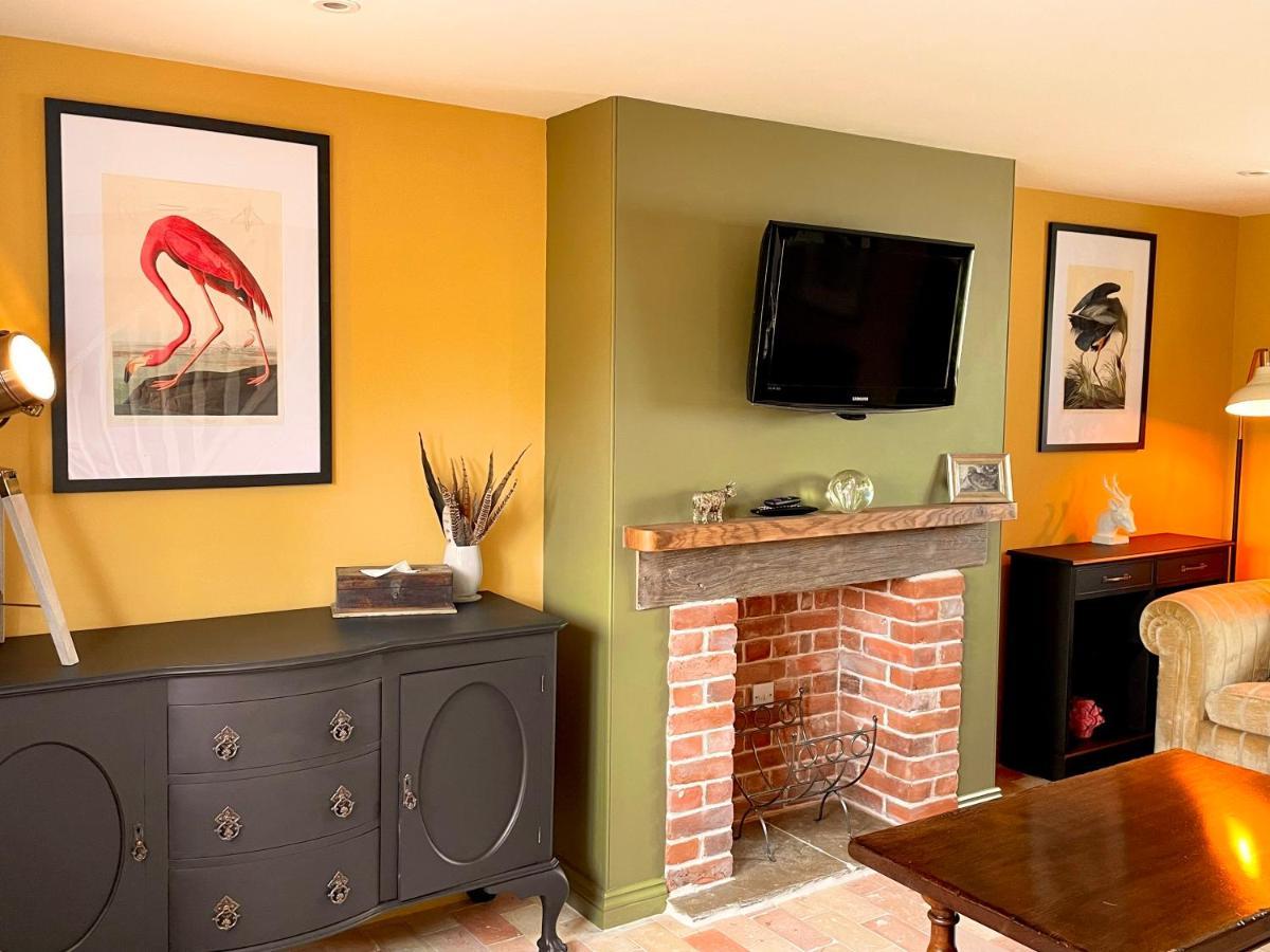 The Hayloft Villa Gestingthorpe ภายนอก รูปภาพ