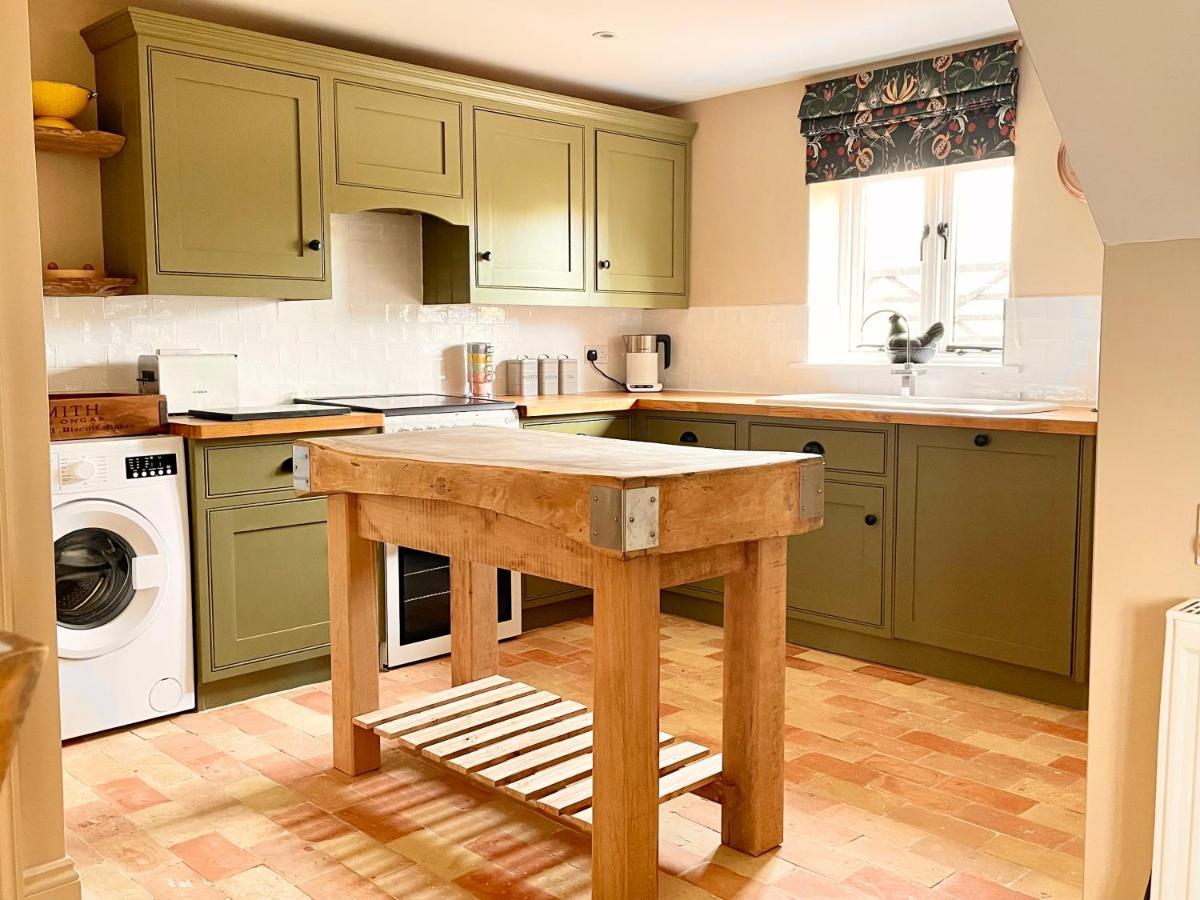 The Hayloft Villa Gestingthorpe ภายนอก รูปภาพ